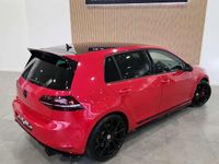 Usado VW Golf VII GTI 265 CV (194 kW) 2016 Rojo Utilitario