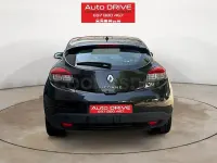Usado Renault Mégane III Dynamique 110 CV (80 kW) 2009 Negro Berlina