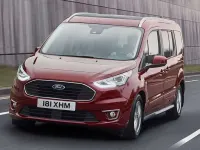 Usado Ford Tourneo Connect Trend 150 CV (110 kW) 2014 Marrón Monovolumen