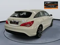 Usado Mercedes CLA200 Shooting Brake 136 CV (100 kW) 2017 Blanco Familiar