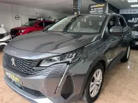 Usado Peugeot 3008 Active 130 CV (95 kW) 2021 Gris / plata SUV
