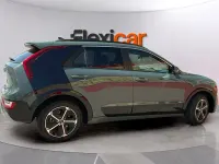 Usado Kia Niro 141 CV (103 kW) 2022 Verde SUV
