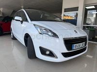 Usado Peugeot 5008 Active 120 CV (88 kW) 2016 Blanco Monovolumen