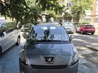 Usado Peugeot 5008 Allure 115 CV (84 kW) 2013 Azul Monovolumen