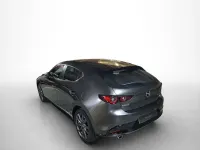 Usado Mazda 3 Center-Line 140 CV (102 kW) 2025 Gris Utilitario