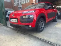 Usado Citroën C4 Feel 82 CV (60 kW) 2014 Rojo Berlina