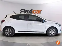 Usado Renault Clio Equilibre 101 CV (74 kW) 2022 Blanco Utilitario