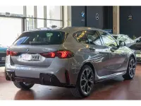 Usado BMW 116 Comfort Edition 163 CV (119 kW) 2024 Gris Utilitario