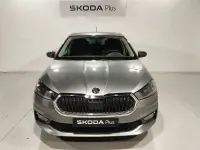 Usado Skoda Fabia Selection 95 CV (69 kW) 2025 Gris / plata Utilitario