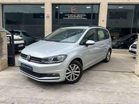 Usado VW Touran Business 110 CV (80 kW) 2019 Gris Monovolumen