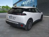 Usado Peugeot e-208 Active 100 kW (136 CV) 2022 Blanco Utilitario