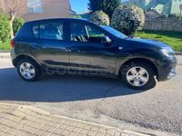 Usado Dacia Sandero Comfort 90 CV (66 kW) 2019 Gris / plata Berlina