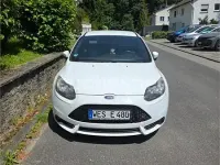 Usado Ford Focus ST 250 CV (183 kW) 2014 Blanco Berlina
