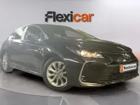 Usado Toyota Corolla 125 CV (91 kW) 2023 Negro Berlina