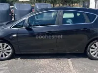 Usado Opel Astra Excellence 110 CV (80 kW) 2012 Negro Berlina