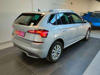 Usado Skoda Kamiq Ambition 110 CV (80 kW) 2022 Plateado SUV