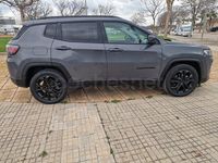 Usado Jeep Compass 130 CV (95 kW) 2022 Gris / plata SUV