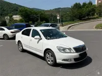 Usado Skoda Octavia Ambition 105 CV (77 kW) 2013 Blanco Berlina