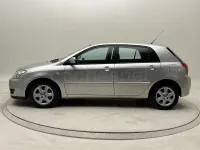 Usado Toyota Corolla Luna 90 CV (66 kW) 2006 Gris / plata Berlina