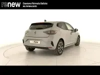 Usado Renault Clio V Techno 90 CV (66 kW) 2024 Gris Berlina