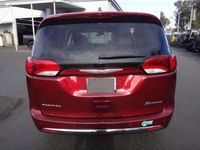 Usado Chrysler Pacifica Touring 291 CV (214 kW) 2020 Rojo SUV