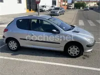 Usado Peugeot 206 75 CV (55 kW) 2003 Gris / plata Berlina