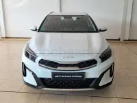 Usado Kia XCeed 100 CV (73 kW) 2025 Blanco SUV