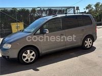 Usado VW Touran Advance 105 CV (77 kW) 2006 Gris / plata Monovolumen