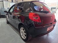 Usado Renault Clio II Authentique 85 CV (62 kW) 2007 Negro Berlina
