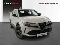 Usado Alfa Romeo Junior 136 CV (100 kW) 2025 Beige SUV
