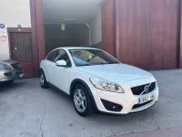 Usado Volvo C30 Momentum 114 CV (83 kW) 2012 Blanco Utilitario