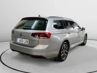 Usado VW Passat Executive 150 CV (110 kW) 2022 Gris Familiar