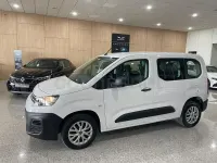 Usado Citroën Berlingo Live 102 CV (75 kW) 2023 Blanco Monovolumen