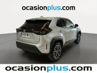 Usado Toyota Yaris Hybrid Style 116 CV (85 kW) 2023 Gris Pickup/Camioneta