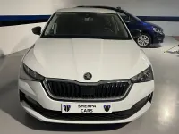 Usado Skoda Scala Ambition 90 CV (66 kW) 2021 Blanco Utilitario
