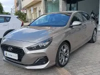 Usado Hyundai i30 Style 140 CV (102 kW) 2019 Beige Berlina