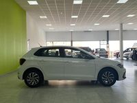 Usado VW Polo Life 95 CV (69 kW) 2023 Blanco Utilitario