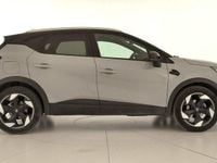 Usado Renault Captur Techno 100 HP (73 kW) 2025 Cinzento SUV