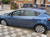 Usado Opel Astra Excellence 110 CV (80 kW) 2014 Azul Berlina