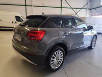 Usado Audi Q2 Design 116 CV (85 kW) 2019 Gris / plata SUV