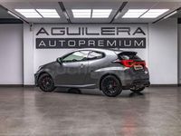 Usado Toyota Yaris 276 CV (202 kW) 2024 Gris / plata Utilitario