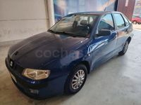 Usado Seat Cordoba Stella 68 CV (50 kW) 2000 Azul Berlina