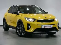 Usado Kia Stonic 101 CV (74 kW) 2018 Amarillo SUV