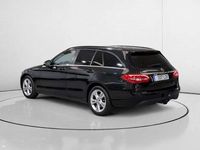 Usado Mercedes C220 170 CV (125 kW) 2015 Negro Familiar