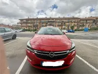 Usado Opel Astra Excellence 136 CV (100 kW) 2016 Rojo Berlina