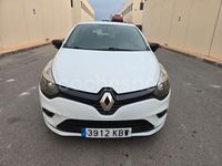 Usado Renault Clio IV Life 75 CV (55 kW) 2017 Blanco Berlina