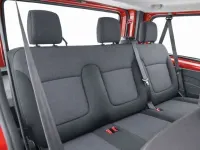 Usado Renault Trafic 120 CV (88 kW) 2019 Rojo Monovolumen