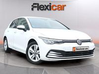 Usado VW Golf VIII Life 110 CV (80 kW) 2024 Blanco Familiar
