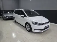Usado VW Touran Advance 115 CV (84 kW) 2019 Blanco Monovolumen