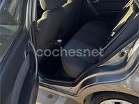 Usado Chevrolet Aveo LT 94 CV (69 kW) 2010 Gris / plata Berlina